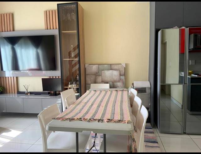 3 BEDROOM TOWNHOUSE FOR SALE IN HEUWELSIG ESTATE